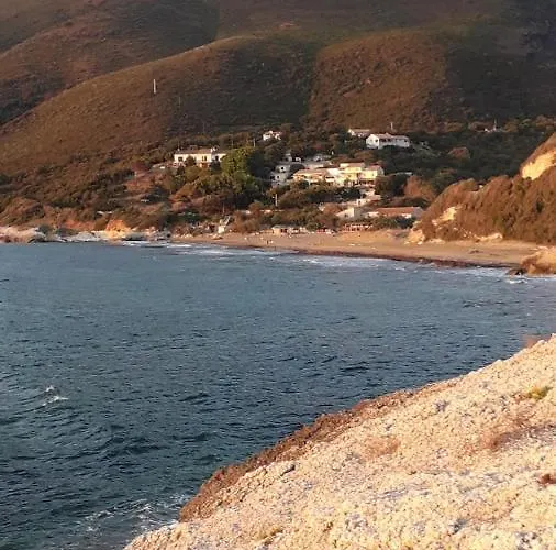 Location Proche Saint-florent 펜션 Farinole