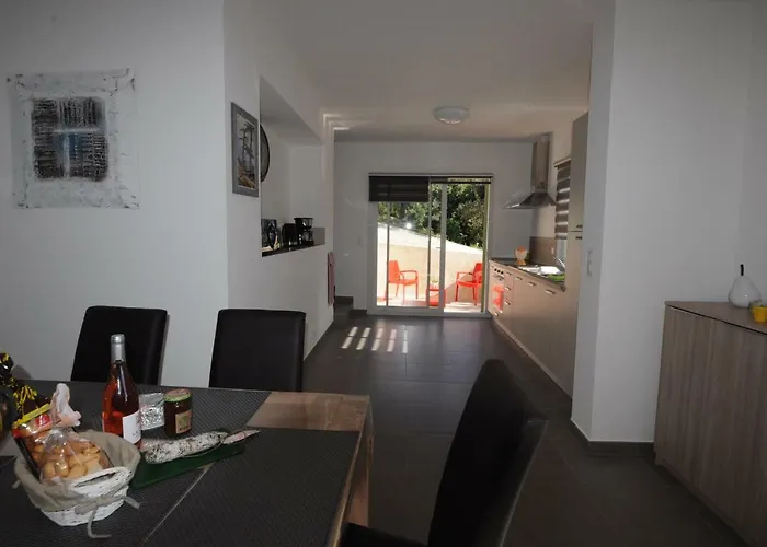 Location Proche Saint-florent 펜션 Farinole